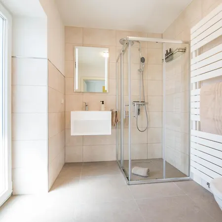 Luxury 1 Apartment *