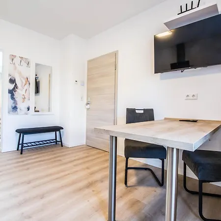 Apartamento Luxury 1 *